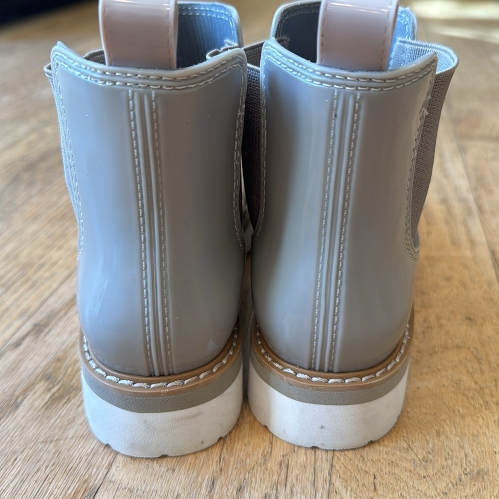 Chelsea Rain Boots gray women’s size 8 - Picture 5 of 10